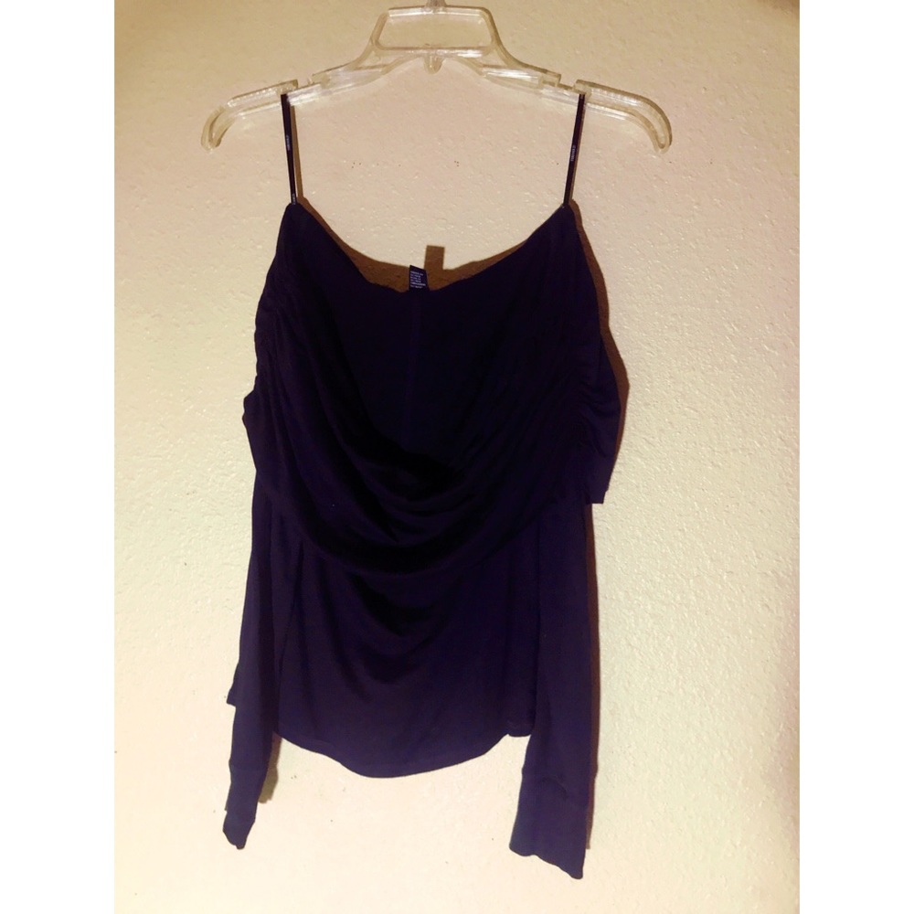 FOREVER 21 Off the shoulder sweater